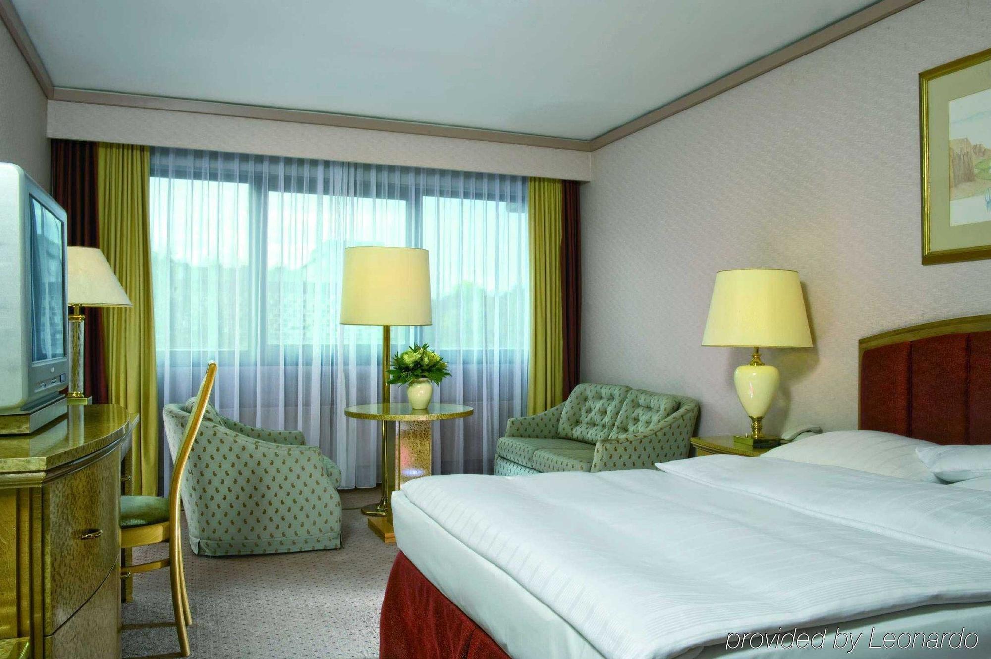 Maritim Grand Hotel